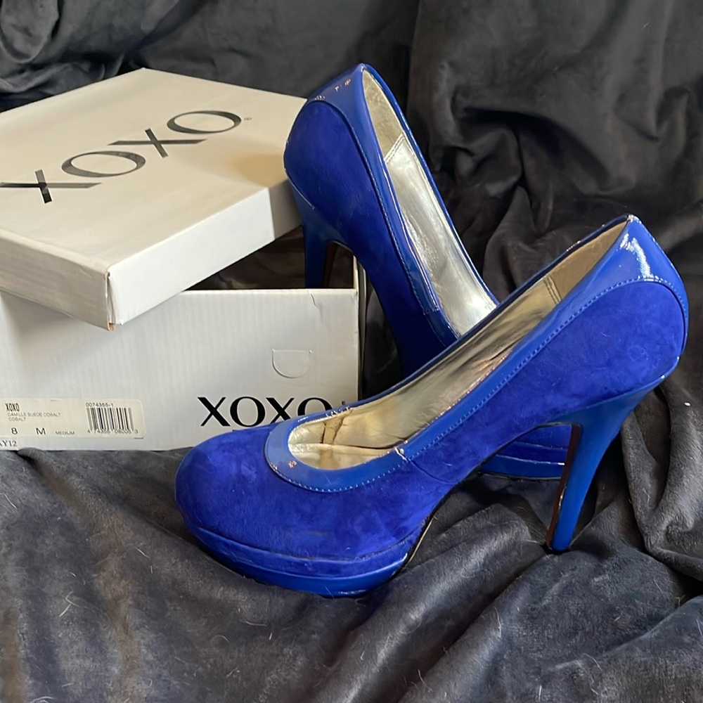 Xoxo suede blue heels